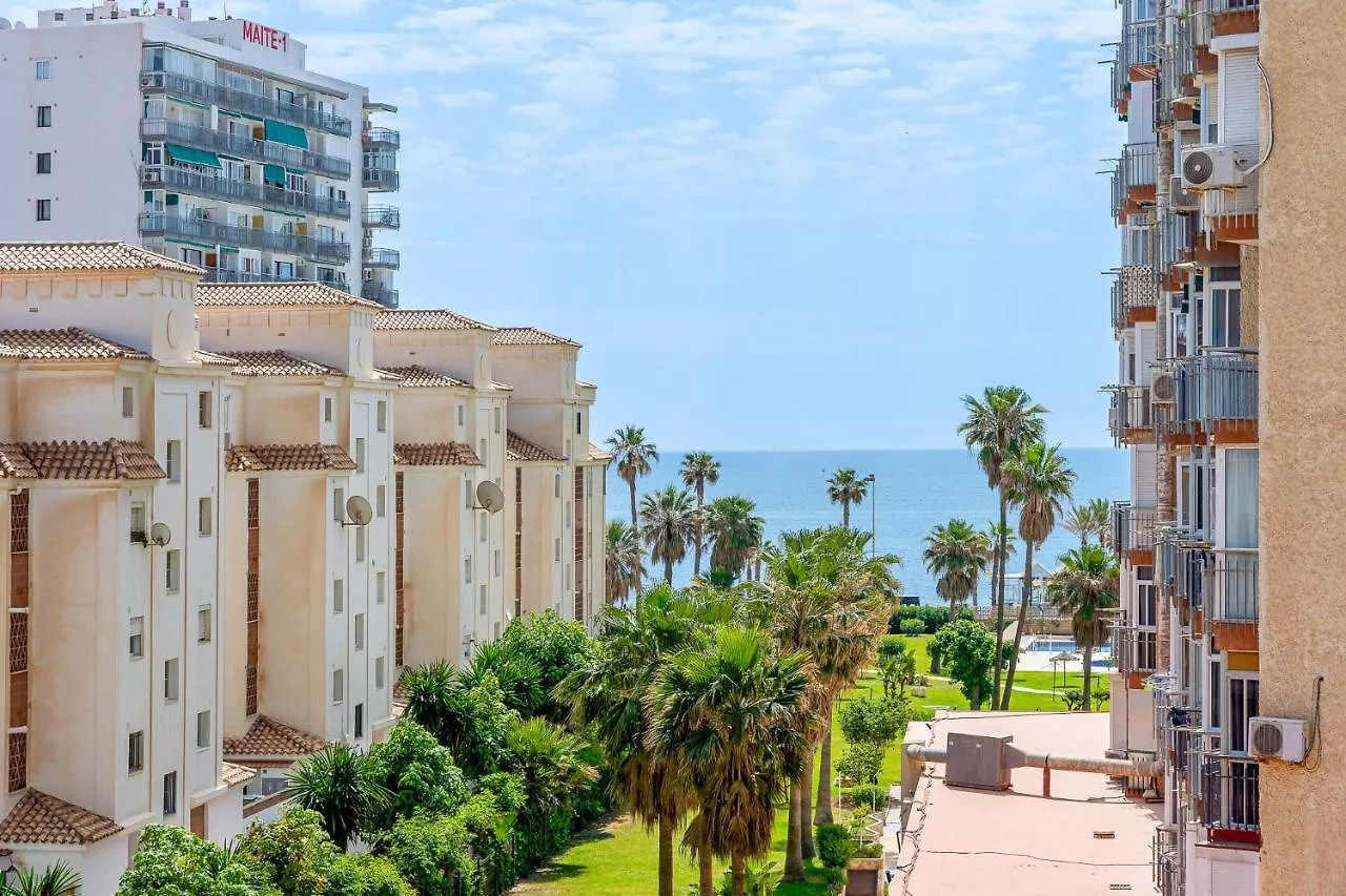 797 Holiday Rentals - Arcosur2- Moderno Apartamento A 1 Minuto De La Playa Benalmadena Apartment